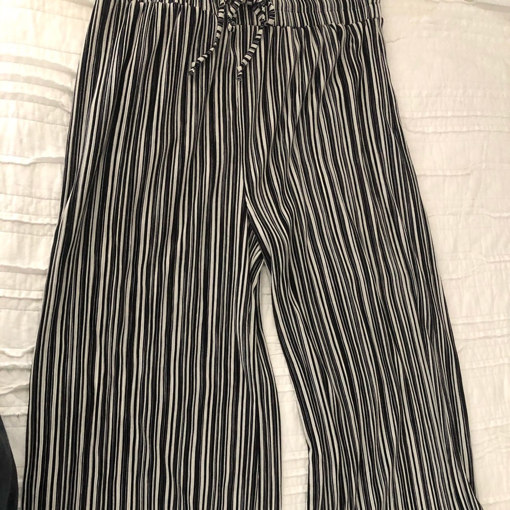 Wild fable flowy pants